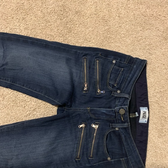 Jeans - Picture 2 of 3